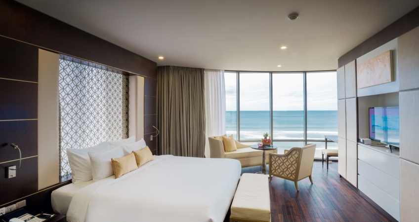 5Days Danang Golf Package at Beach Holiday Hotel 4 star